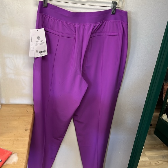 NWT ATHLETA Brooklyn Heights | Vienna Slim Pant in Jazzy Purple - Picture 8 of 9